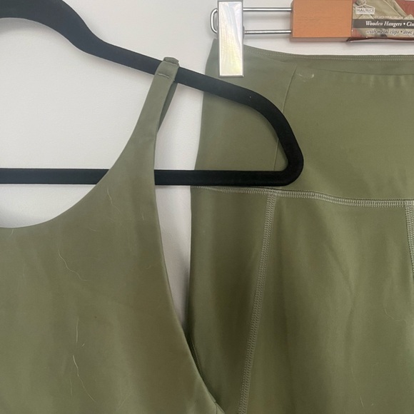 Girlfriend Collective Set - Picture 3 of 3